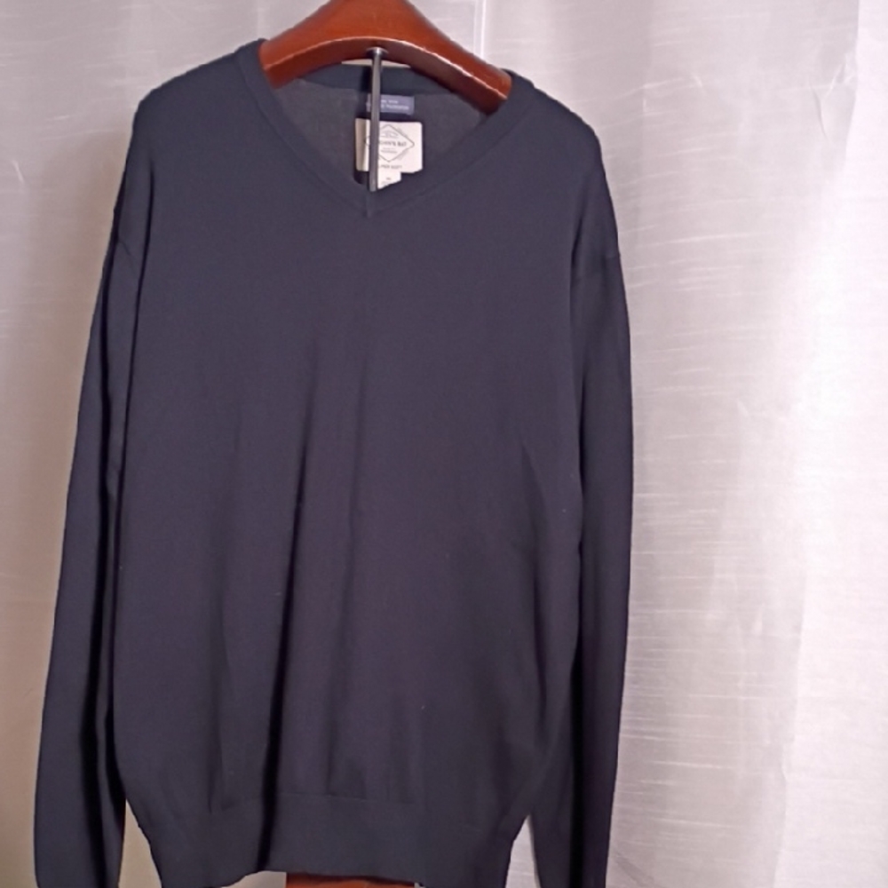 St. John's Bay Men's Black V-Neck Sweater Size XXL